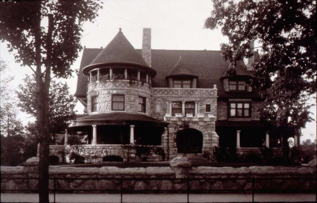 “100 Things to Do in South Bend Before You Die” Lecture and Book Signing